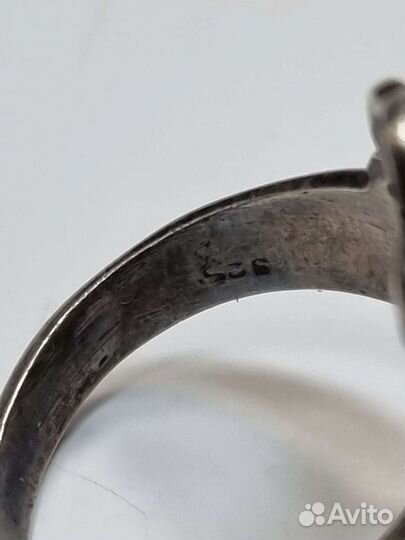 Серебряное кольцо, с марказитами. 925 пробы