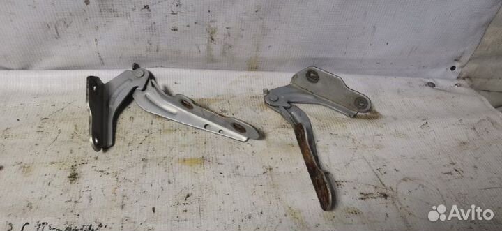 Петли капота Zaz Chance седан 1.3 2011