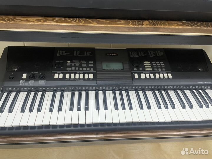 Синтезатор yamaha psr e423