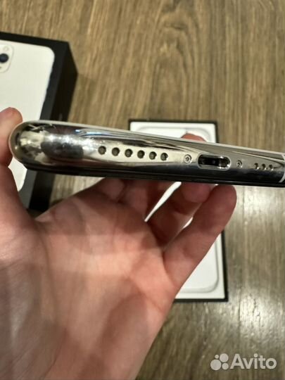 iPhone 11 Pro, 64 ГБ