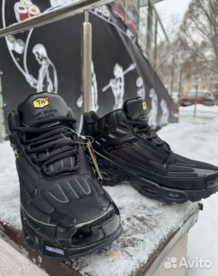Зимние кроссовки Nike