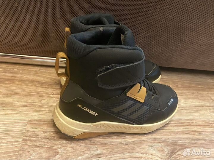 Ботинки утепленные Terrex adidas 32разм