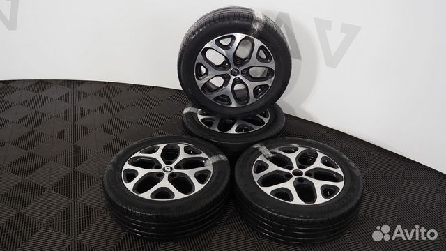 Комплект колёс Renault оригинал R17