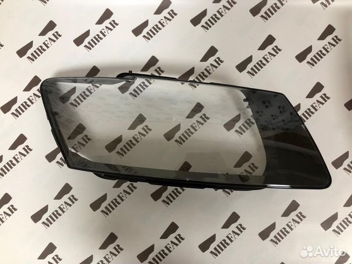 Стекло фары Audi Q5