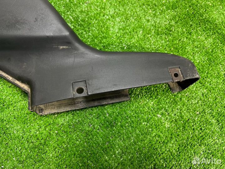 Патрубок воздушного фильтра Audi A4 B5 1.8 ADR