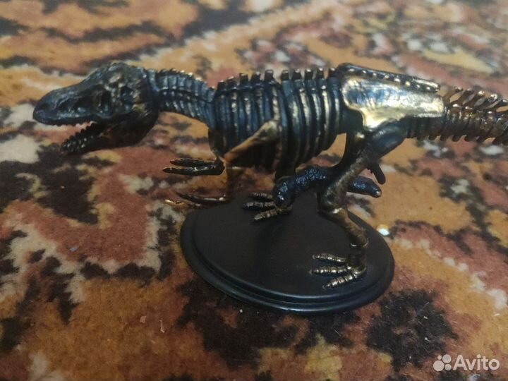 Скелет тираннозавра