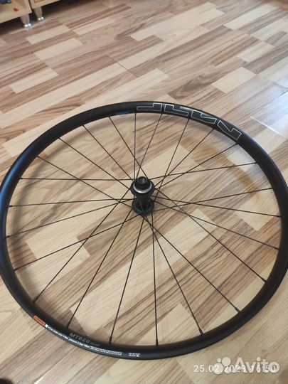 Колеса Shimano MT620