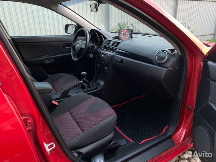 Mazda 3 1.6 МТ, 2005, 219 096 км