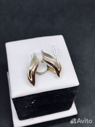 Золотые серьги