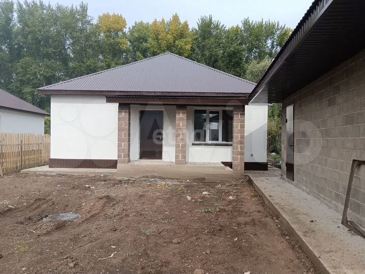 Дом 83,7 м² на участке 8,2 сот.