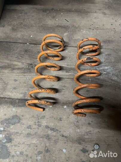 Пружины задние -50 ваз