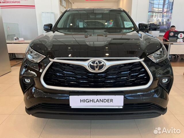 Toyota Highlander 3.5 AT, 2022