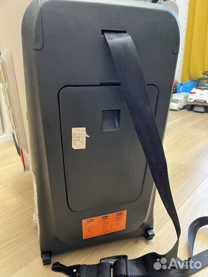 Автокресло chicco isofix