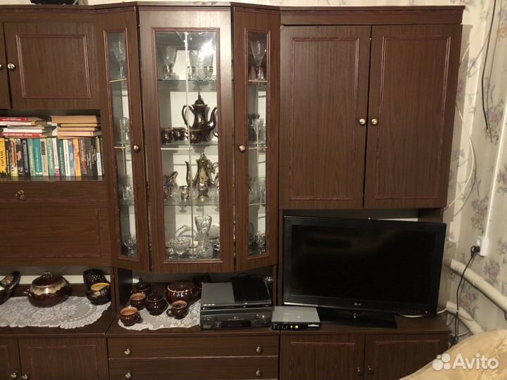 Стенка в гостиную бу