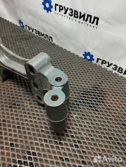 Кронштейн кабины Renault Magnum 5010548956