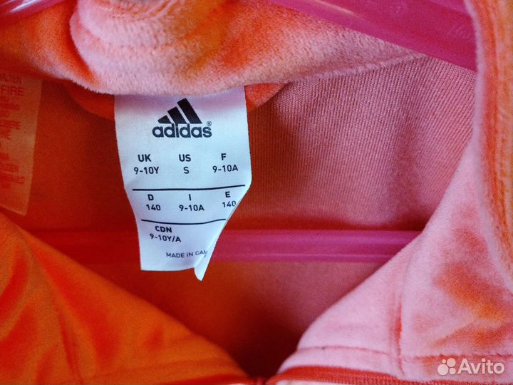 Продам детский костюм adidas