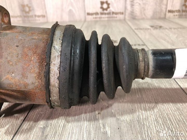 Полуось (привод в сборе) передний правый Audi A6