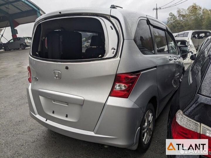 Капот honda freed