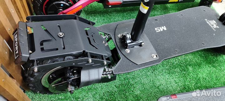 Наличие Томск Kugoo Kirin M5+ Электросамокат звер'