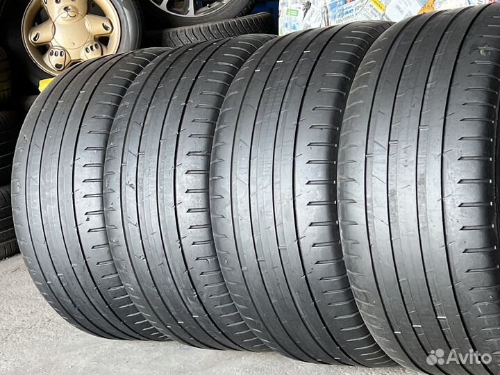 Nokian Tyres Hakka Black 2 SUV 295/40 R21