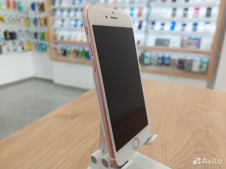 Apple iPhone 6S 64Gb (розовое золото)
