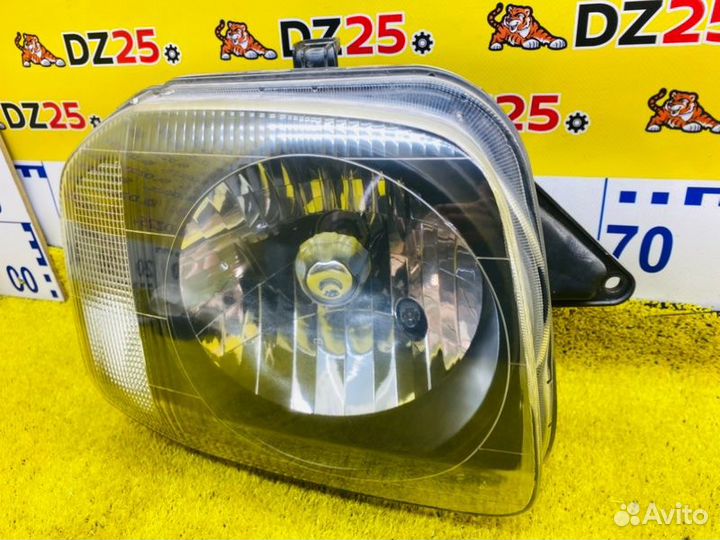 Фара передняя правая Suzuki Jimny Wide/Jimny 145583