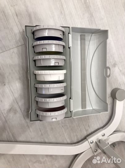 Лампа Bioptron от Zepter со стойкой на колесах