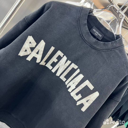 Balenciaga свитшот