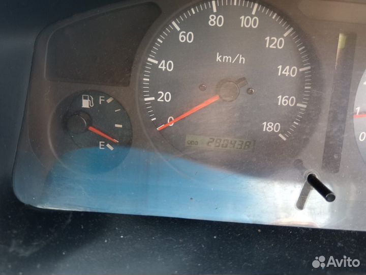 Nissan Terrano 3.3 AT, 1999, 280 450 км