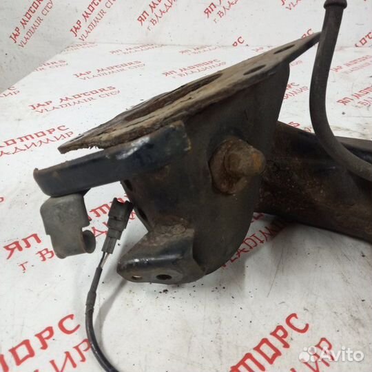 Рычаг подвески нижний задний правый Nissan X Trail