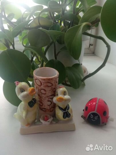 Цыплята (керамика)