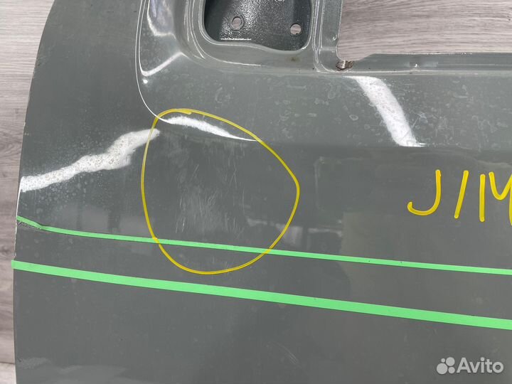 Дверь левая Suzuki Jimny