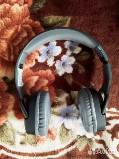 Беспроводные наушники defender free motion d565