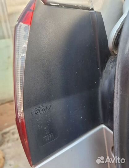 Фонарь левый в крыло Мондео 4