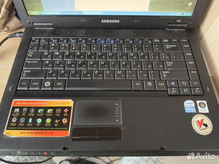 Ноутбук Samsung np-r20