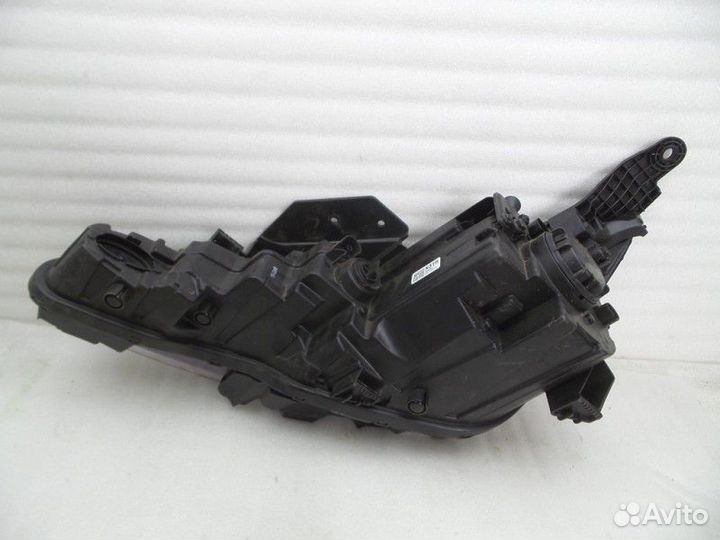 Фара правая hyundai elantra elantra 2016