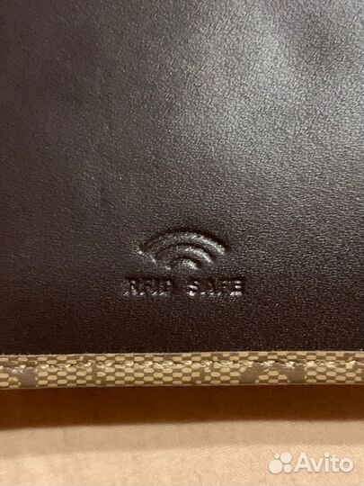 Кошелек guess