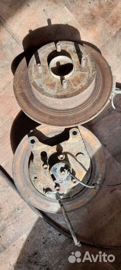 Задние тормоза на Nissan Tiida