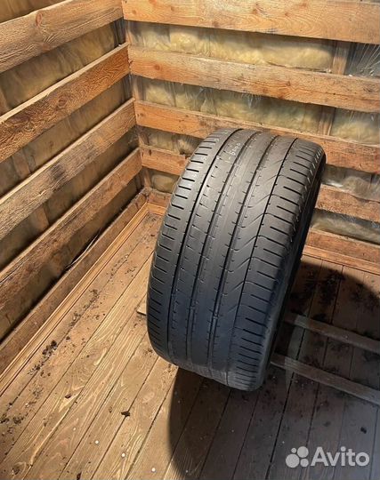 Pirelli P Zero 315/35 R21