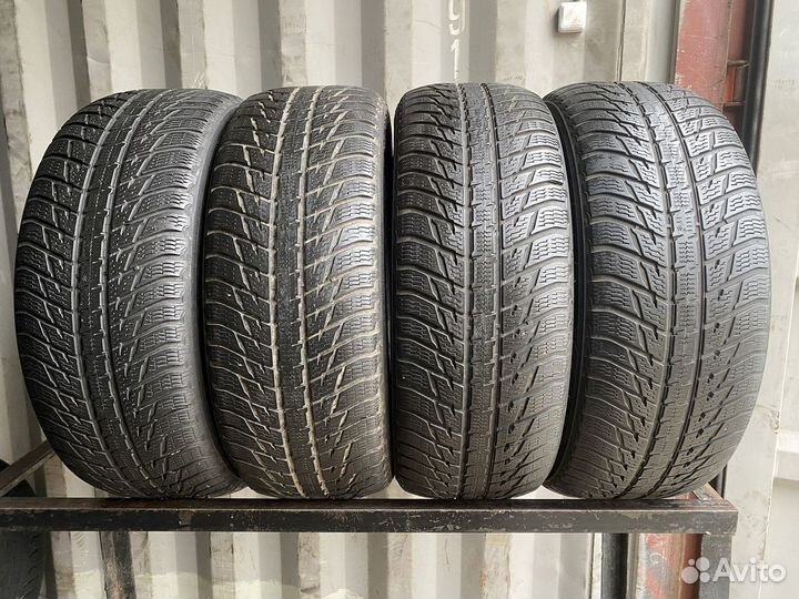 Nokian Tyres WR SUV 3 255/55 R19