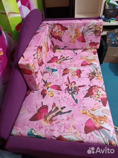 Диванчик мягкий детский