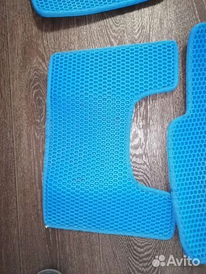 Автомобильные коврики eva