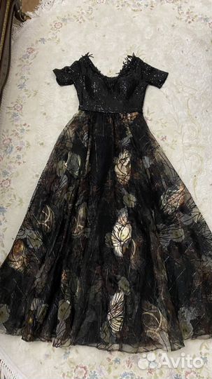 Продаю платье