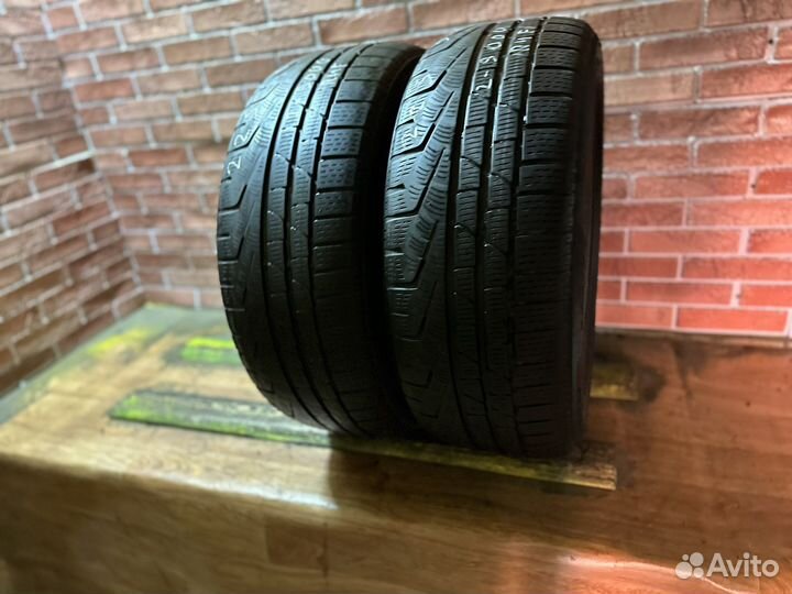 Pirelli Winter Sottozero 225/50 R17 94H