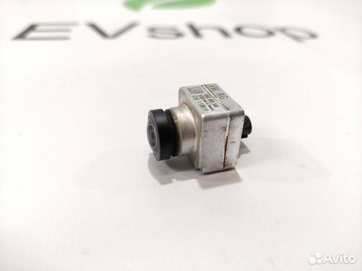 Камера передняя Audi e-tron 2019 4N0 980 546