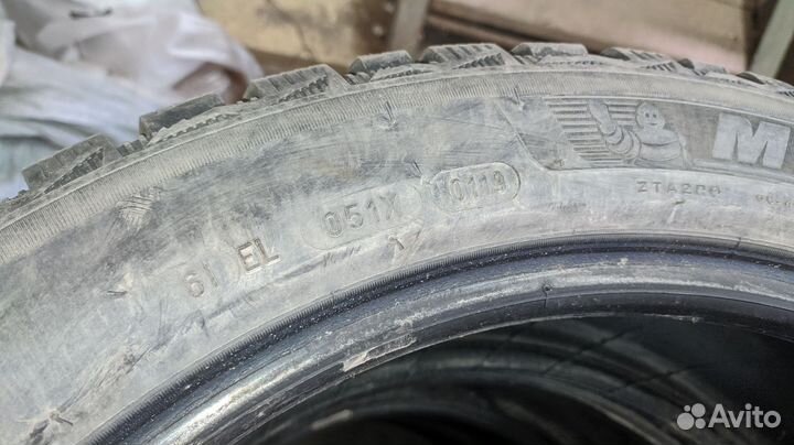 Michelin X-Ice North 4 235/45 R18 98T