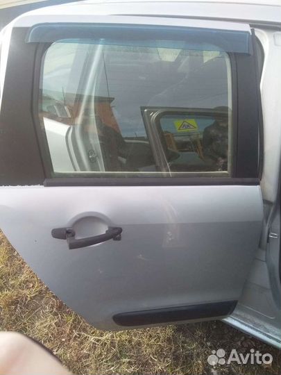 Дверь задняя правая Citroen c3 picasso