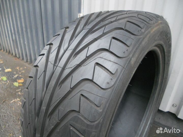 Michelin Pilot Sport 255/45 R17 98Y