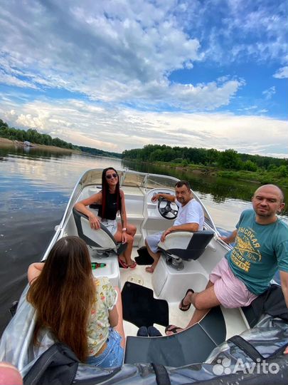 Прогулки на катере