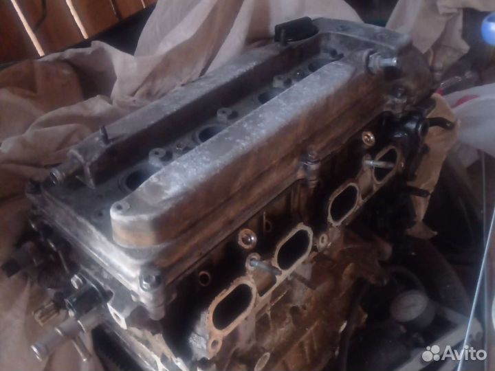 Двигатель 2 azfe